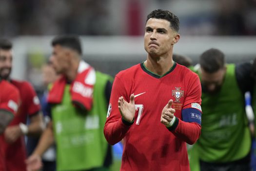 Verbazing over razende Portugese journaliste, die Cristiano Ronaldo kapotmaakt: 'Ze heeft een punt'