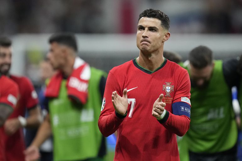 Verbazing over razende Portugese journaliste, die Cristiano Ronaldo kapotmaakt: 'Ze heeft een punt'