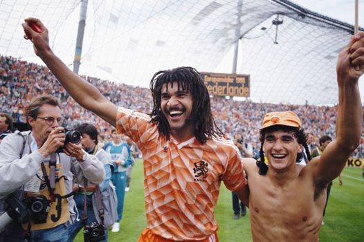 Ruud Gullit over kritiek op Oranje bij EK: 'Van teveel veren in je achterste word je niet beter'