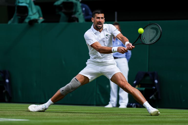 Novak Djokovic overtreedt de regels op Wimbledon: 'Het is niet ideaal'