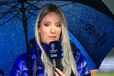 Vertrekkende Johnny de Mol bedankt herstellende Hélène Hendriks voor bijzondere band: 'Ze was er elke dag voor mij'