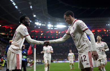Geschokte topvoetballer Bayern München schreeuwt het uit na zien kermende teamgenoot: 'Oh mijn god, nee!'