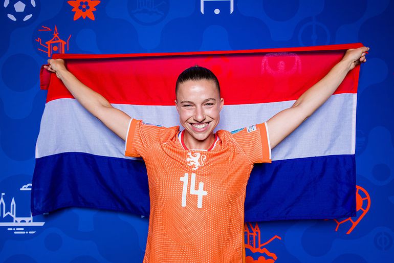 LIVE EK | Oranje Leeuwinnen beginnen met deze elf speelsters in eerste groepsduel met Wales