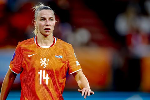 Oranje Leeuwin Jackie Groenen denkt na over kinderwens en voetbalcarrière: 'Dat geeft wel wat rust'