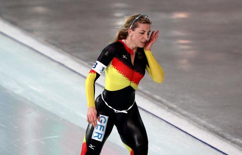 Schaatsicoon Anni Friesinger (49) beleeft emotionele dag: 'Zo onverwachts, veel te vroeg'