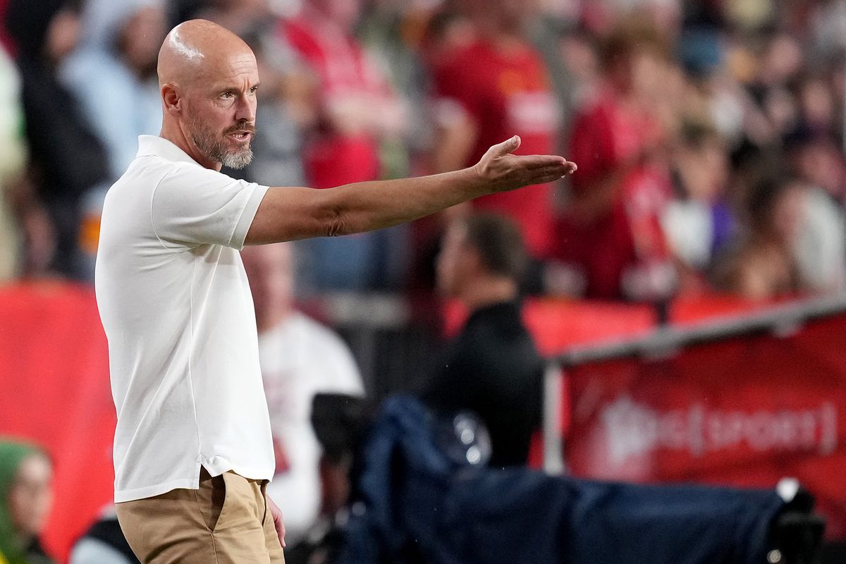 Erik ten Hag in de problemen: talloze afwezigen in aanloop naar competitiestart