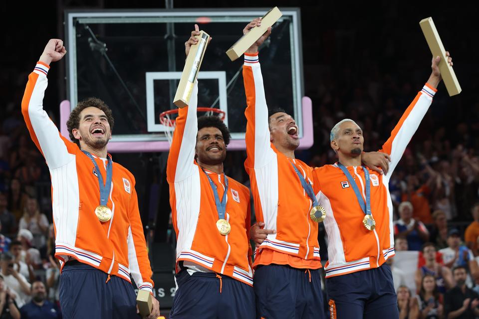 Video | Bekijk hier de beslissende worp waarmee de 3x3 basketballers ...