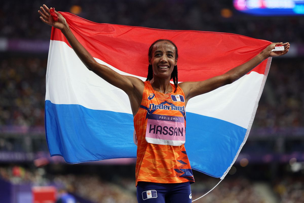 Overtrainde Sifan Hassan zonder zelfvertrouwen naar bronzen plak op 5000 meter: 'Ik heb drie weken niets gedaan'