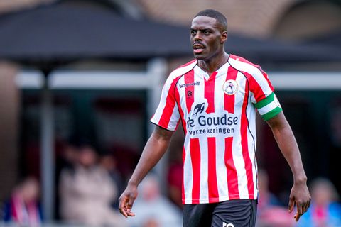 Onzekere tijden op Het Kasteel: selectie van Sparta incompleet voor loodzware start Eredivisie