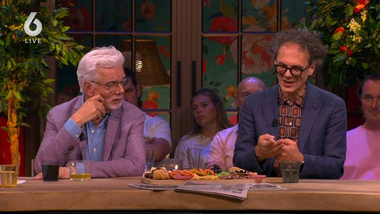 Ex-topschaatsster plots vol met pleisters op tv door 'klusongelukje': 'Toen lag het vel er af'