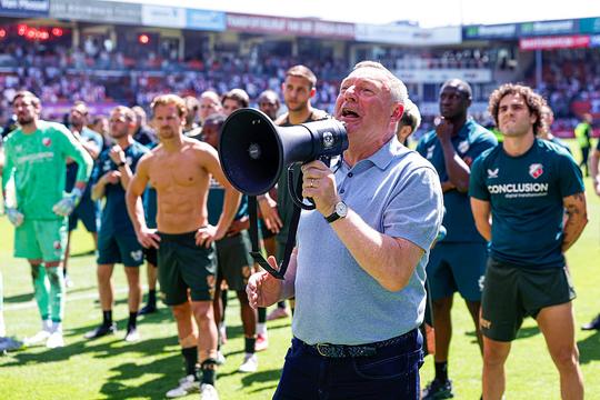 NOS gooit uitzendingen rond Eredivisie op de schop en kondigt nieuwe analist aan