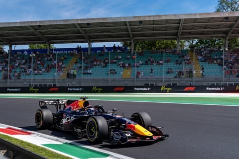 Max Verstappen krijgt de schuld van Mercedes voor mislukte kwalificatie: 'Dat wilde hij niet'