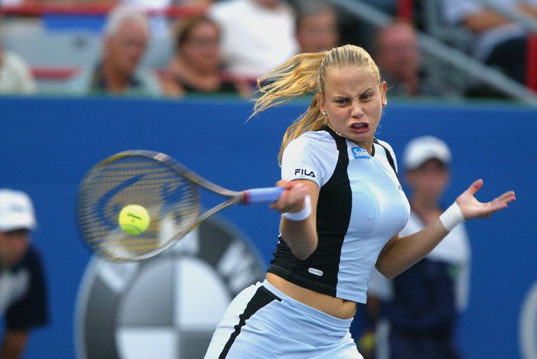 Oud-tennistopper onthult mishandeling door vader in docu: 'Geen stuk huid zonder kneuzingen'