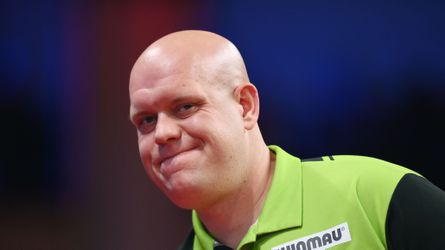 Oud-wereldkampioen ziet het somber in voor Michael van Gerwen: 'Met pensioen? Dat zal hij overwegen'