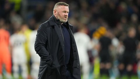 Wayne Rooney krijgt ondanks dramatisch record als coach een nieuwe baan