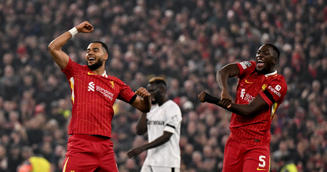 Cody Gakpo kopt waanzinnige counter Liverpool binnen