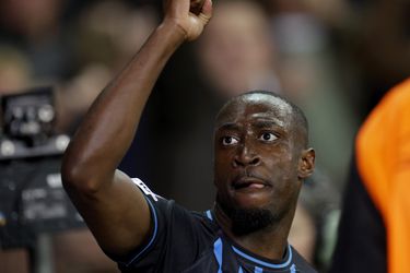 Ajax-flop schittert in Champions League tegen FC Barcelona: 'Hoe konden ze hem laten gaan?'