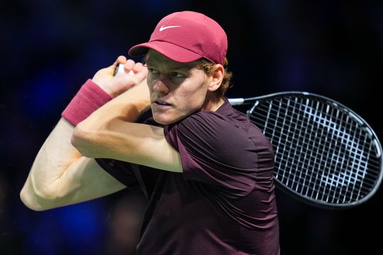 Toptennisser Jannik Sinner onder vuur in Italië na opvallend besluit: 'Dit zeg ik in alle eerlijkheid...'