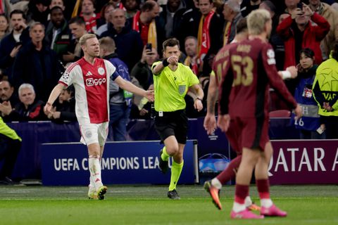 Video's | Zo incasseert Ajax klap na klap in Amsterdam