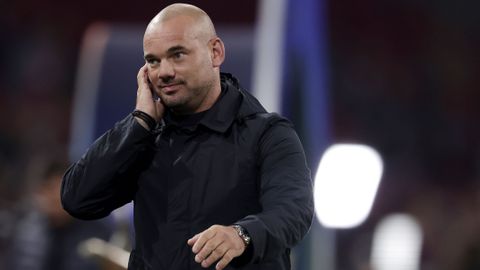 Emotionele beslissing kan recordinternational Wesley Sneijder veel geld opleveren