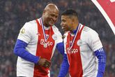 Winston Bogarde (links) moest met de nodige trammelant vertrekken bij Ajax, rechts Michael Reiziger © Pro Shots
