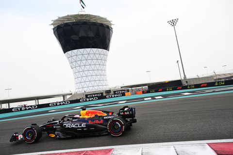 Titelstrijd ontbrandt direct: Max Verstappen en Lando Norris meteen nek-aan-nek bij Grand Prix Abu Dhabi