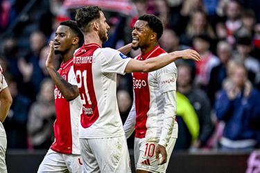 'Ajax zet vier spelers op de transferlijst die deze winter mogen vertrekken'