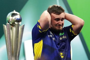 Wereldkampioen Luke Littler (17) mag vanwege bijzondere wet geen dartpijlen kopen