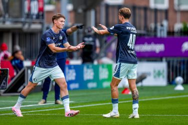 Luciano Valente maakt een statement bij Feyenoord en wijzigt rugnummer: 'Wil mee voorop in de strijd'