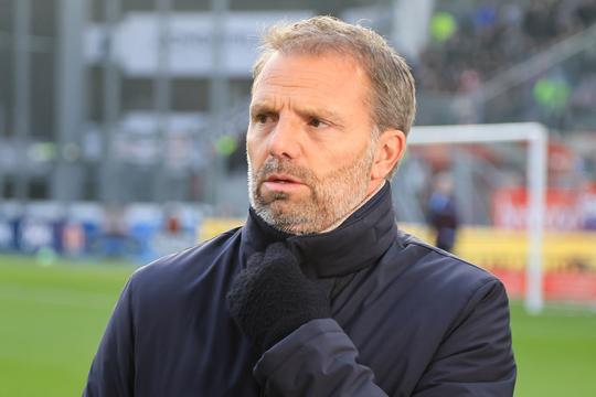 Trainer Maurice Steijn doet boekje open over 'fouten' in tijd bij Ajax: 'Dat ik niet eerder gestopt ben...'
