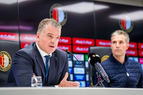 Robin van Persie spreekt zich uit over 'totaal ongepaste' acties aan adres Feyenoord-directeur Dennis te Kloese