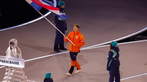 Jens van 't Wout deelt prachtige beelden van openingsceremonie, bekende vriendin reageert trots