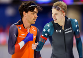 Patrick Roest en Jordan Stolz. © Pro Shots & Getty Images, beeldbewerking Sportnieuws.nl