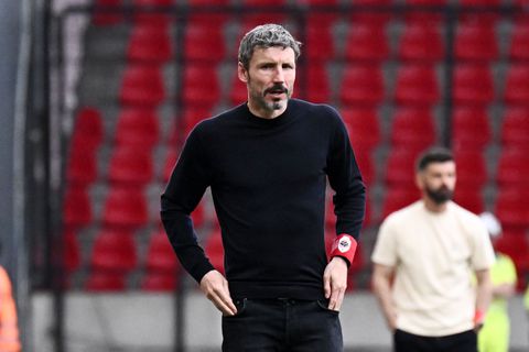 Mark van Bommel staat voor rentree in Nederland, trainer voerde al gesprekken