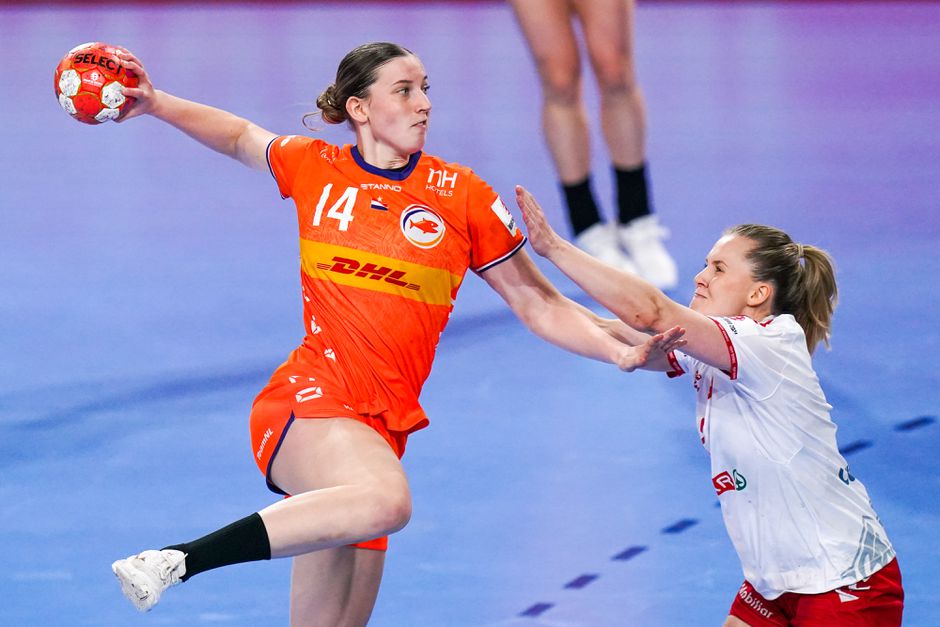 'Jonkies' maken het Nederlandse handbalbondscoach moeilijk met indrukwekkend optreden
