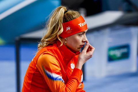 Marianne Timmer wijst ‘aangeslagen’ topfavoriet aan voor WK allround: ‘Zij was helemaal bevroren’