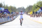 Tadej Pogacar wint de Ronde van Vlaanderen 2025. ©Getty Images