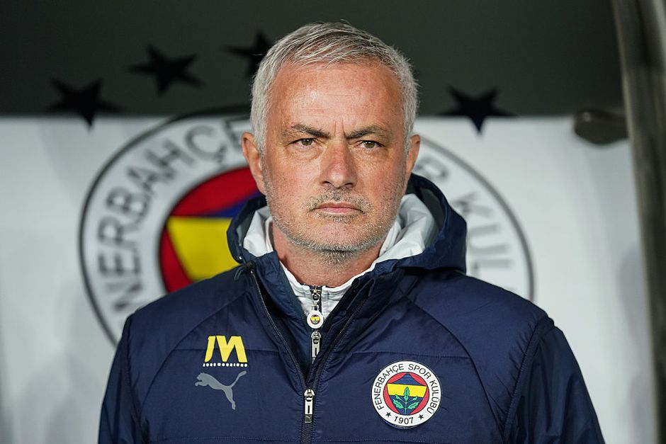 Ontslag bij Fenerbahçe dreigt voor José Mourinho: coach kan gigantische zak geld meekrijgen