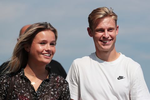 Zoontje (1) van Frenkie de Jong en Mikky Kiemeney heeft nu al eigen auto: 'Vamos!'
