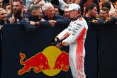 Glunderende Max Verstappen spreekt van prachtige zege op 'speciaal circuit': 'Het was erg leuk'