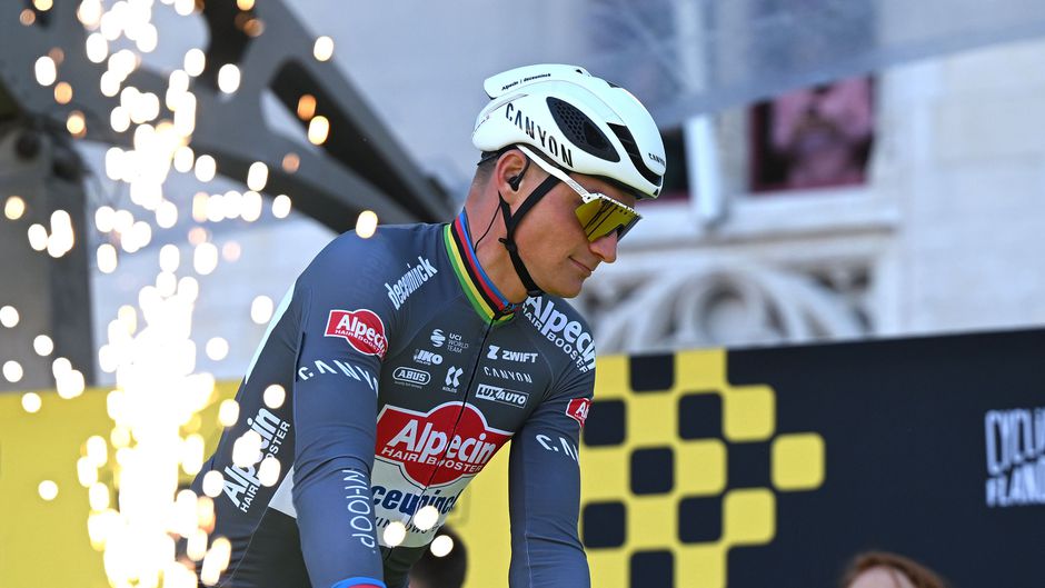 Grote schrik voor favoriet Mathieu van der Poel in Ronde van Vlaanderen