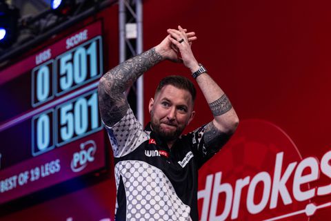 Topdarter Danny Noppert schrikt van tegenstander 'die niet op komt dagen': 'Gelukkig voor mij'