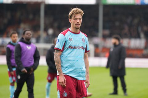 Zorgen bij Feyenoord? 'Denk dat ze met de dunne in hun broek daarheen rijden'