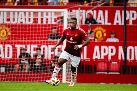 Amateurploeg vol voetbaliconen stunt met komst Manchester United-legende, ook namen van Wayne Rooney en Usain Bolt vallen