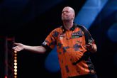 'Dat doe ik niet meer, ik ben te gemakzuchtig': Raymond van Barneveld is gestopt met trucje