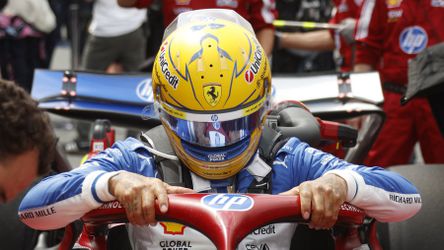 Het vuur brandt nog steeds bij 'boze' Lewis Hamilton: 'Ik ga me niet verontschuldigen'