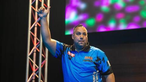 Brandalarm bij Nederlandse topdarter roept herinneringen op: 'Ik sloeg een bord kapot'