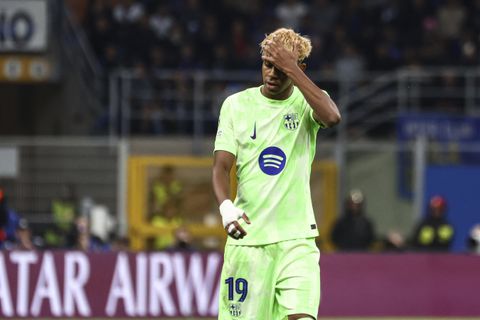 Nederlandse VAR Dennis Higler krijgt ervan langs in Spanje: 'Ze hebben iets tegen FC Barcelona'