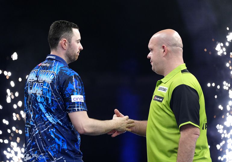 Medelijden met tegenstander van topdarter Michael van Gerwen: 'Dat is lullig voor hem'