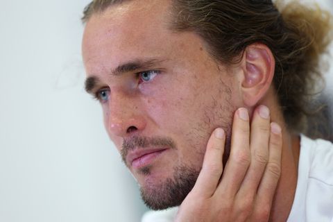 Duitse toptennisser openhartig over 'kleine burn-out' na pijnlijk moment: 'Ik had dat nodig'